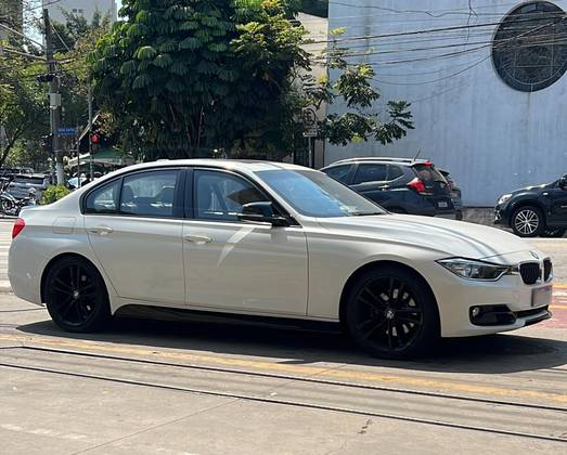BMW 328i 2.0 SPORT GP 16V ACTIVEFLEX 4P AUTOMÁTICO BMW 328i 2.0 SPORT GP 16V ACTIVEFLEX 4P AUTOMÁTICO